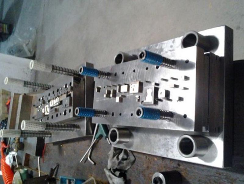 北京模具制造-12